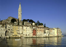 Skyline Rovinj, een havemplaats in Kroatië