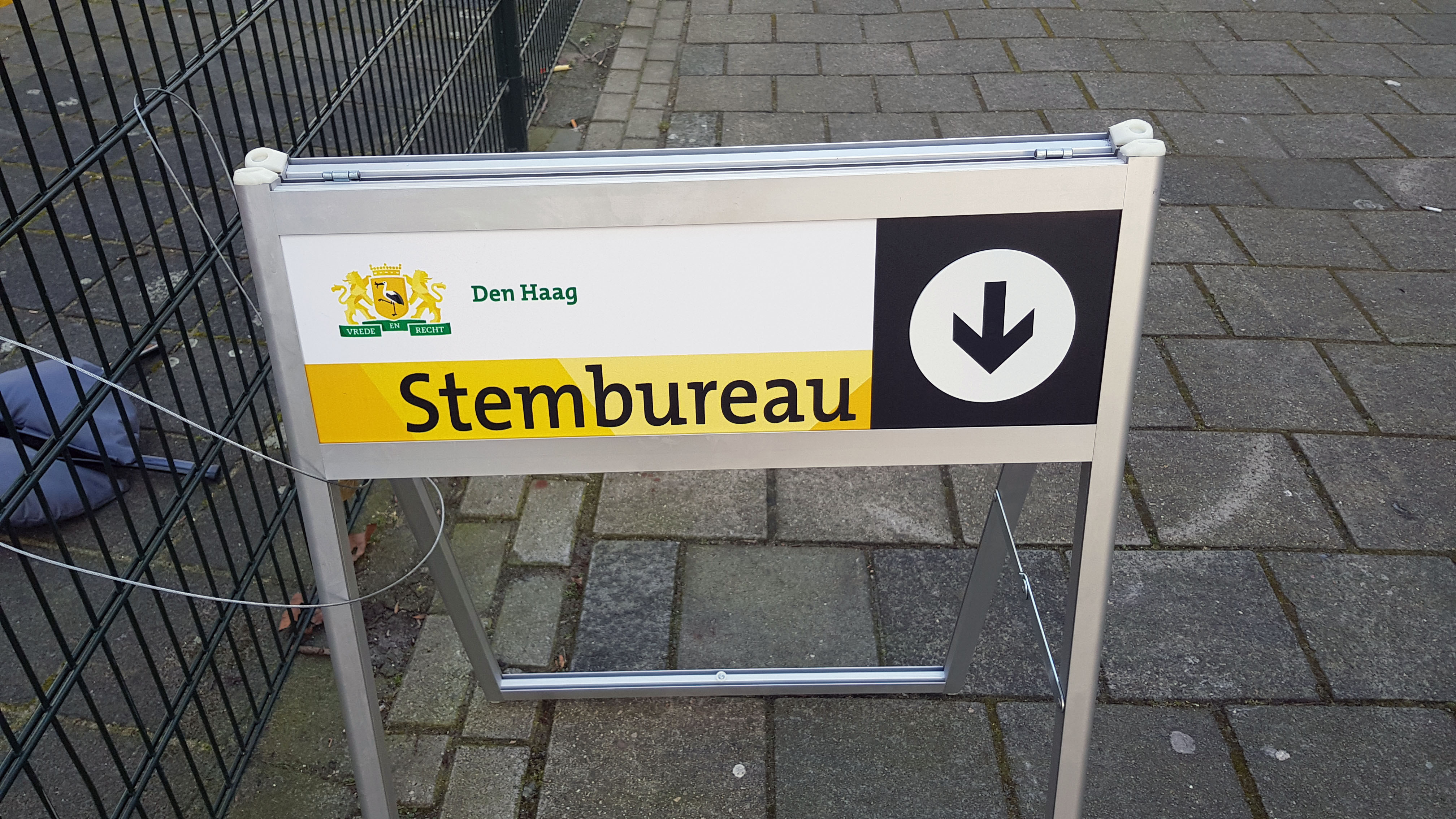 Vrijwilligers in het verkiezingsproces