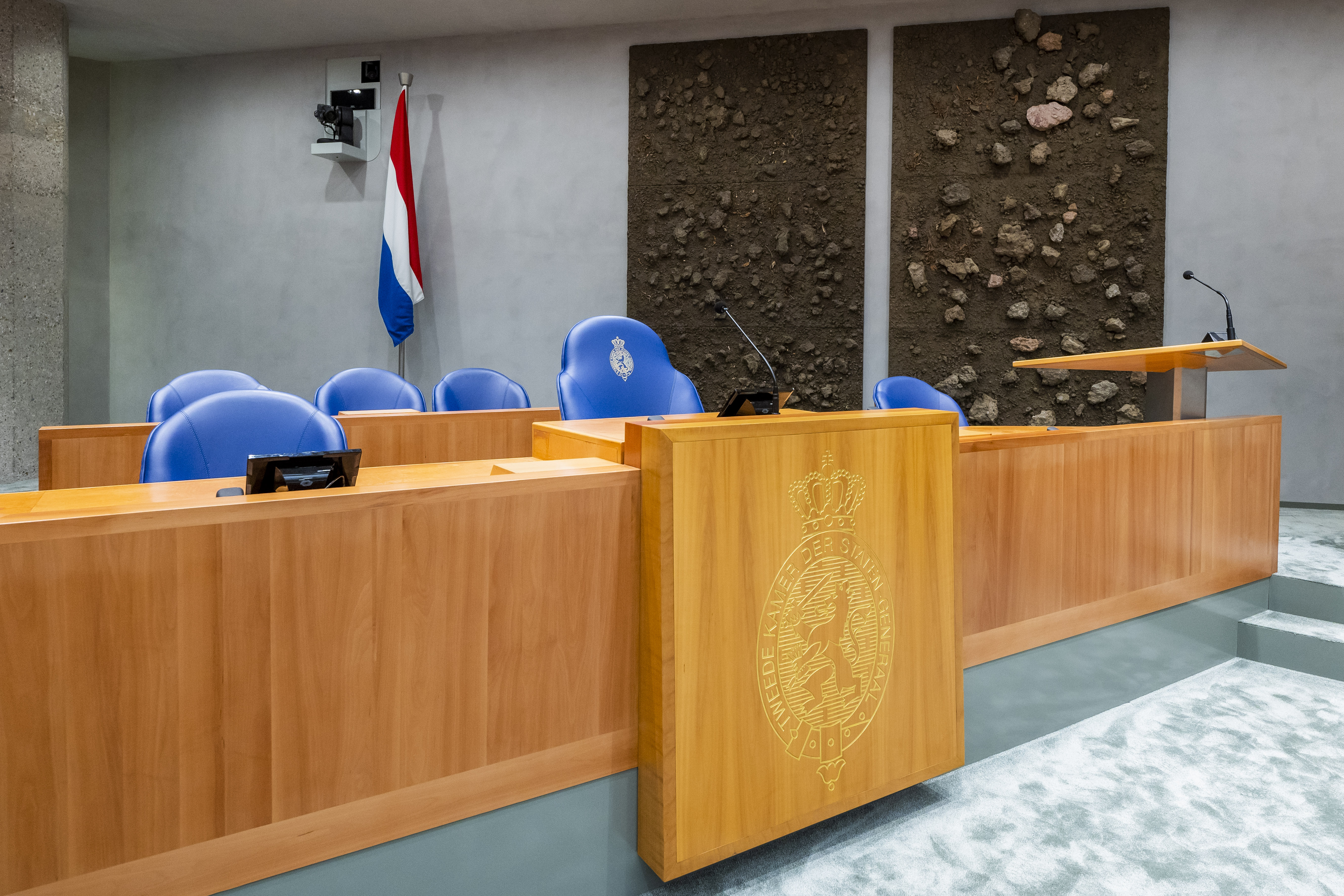 “From the river to…”: waarom de Kamervoorzitter geen rechter is en ook niet als zodanig beoordeeld moet worden