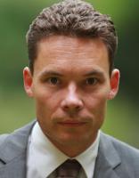R. Beunen